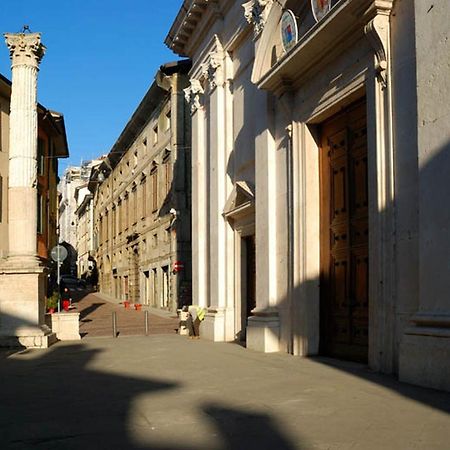 Magic Place Bergamo! Appartamento Elegante Nel Cuore Di Бергамо Экстерьер фото