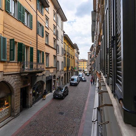 Magic Place Bergamo! Classy Apartment In The Heart Of The City Экстерьер фото